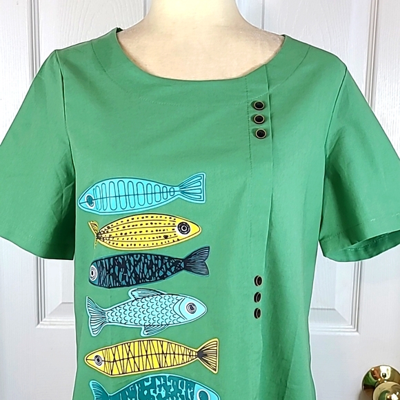 Fish Print Blouse - Picture 2 of 12